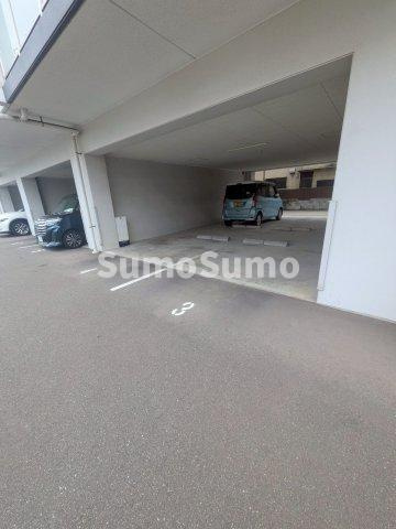 SEIZAN箱崎駅前の駐車場