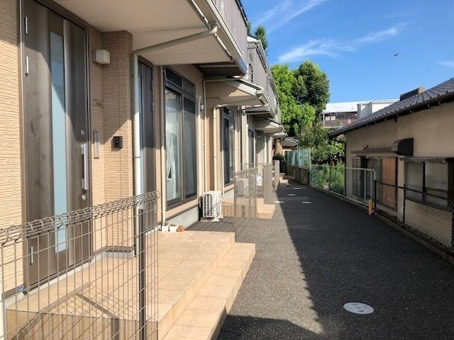 アビオン空港前Aの外観
