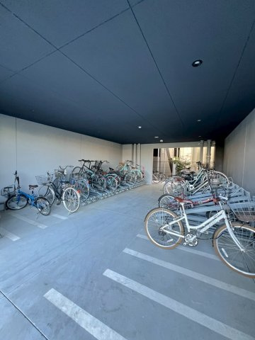 S-RESIDENCE大橋FLUSSの駐車場