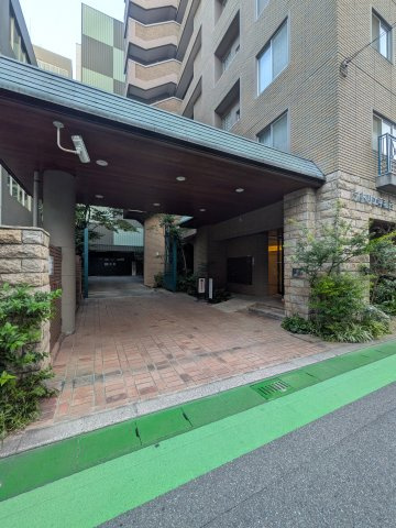 アトリエ平和台のエントランス