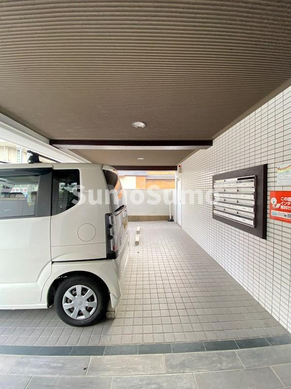T＆T県庁前の駐車場