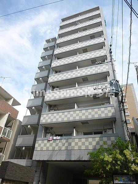 アイセレブ箱崎駅前の外観