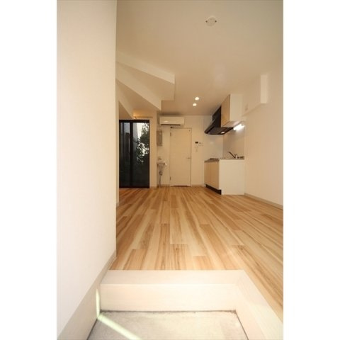 キングハウス大島の玄関