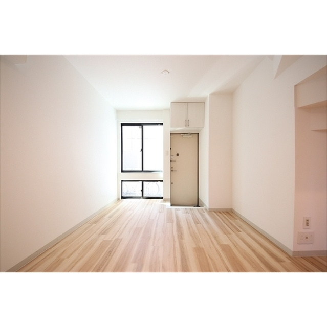 キングハウス大島の居間・リビング