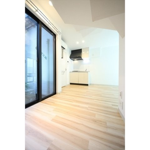 キングハウス大島の居間・リビング