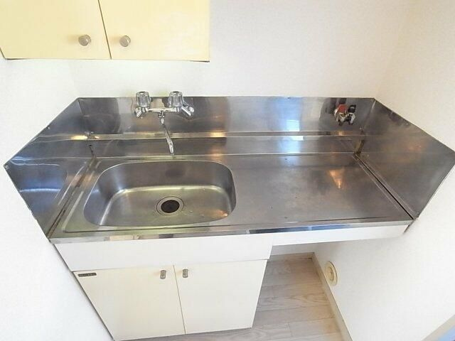 プラザドゥサビーネＡ棟のキッチン