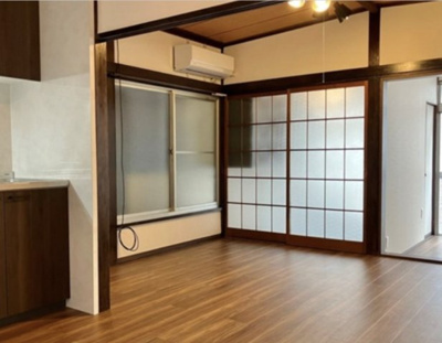 【居間・リビング】 | 千駄木戸建 | ゆったりとした居間です