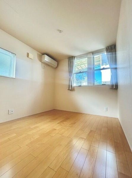 小幡南１丁目戸建の洋室