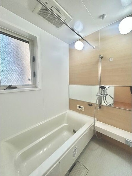 小幡南１丁目戸建の浴室