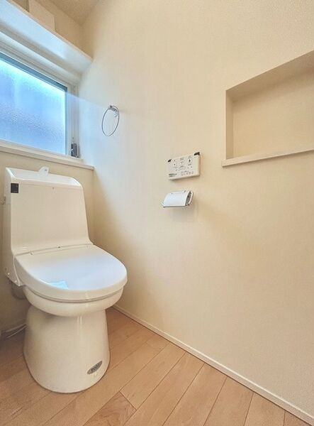 小幡南１丁目戸建のトイレ