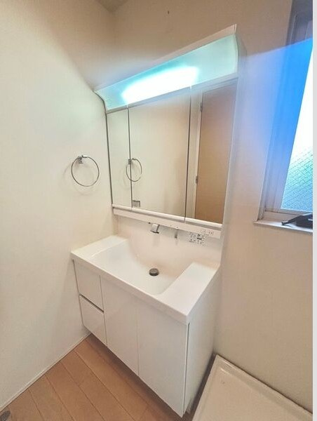 小幡南１丁目戸建の洗面所