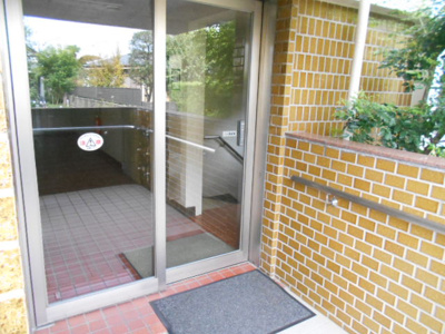 【エントランス】 | メゾン金子