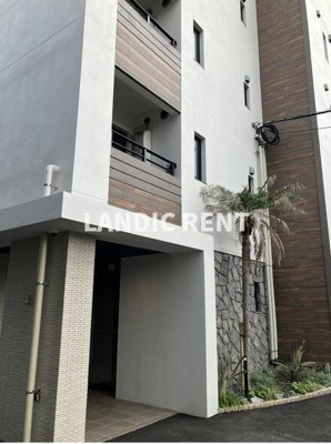 【エントランス】 | ソルヴェール馬出