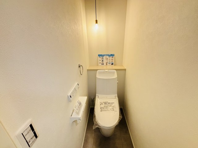 港区津金｜名古屋市の戸建ならホームアップのトイレ|シャワートイレ