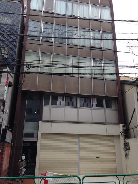 朝野ビルの画像