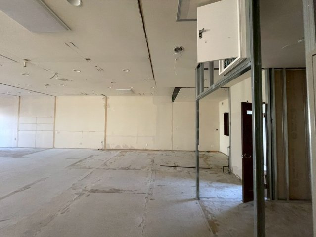 西岡町保ヶ山貸店舗の内装