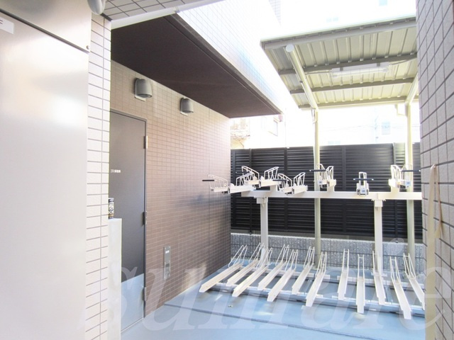 北区神谷２丁目の賃貸マンションのその他共用部分|敷地内駐輪場です。