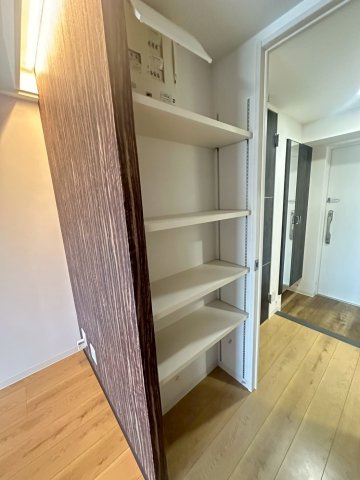 エルグランド東比恵の収納
