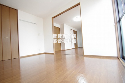 【洋室】 | カーサベルデA | 落ち着いた色調の洋室