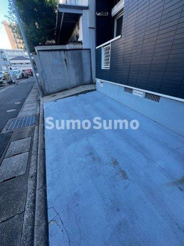 エスコートゆう館の駐車場