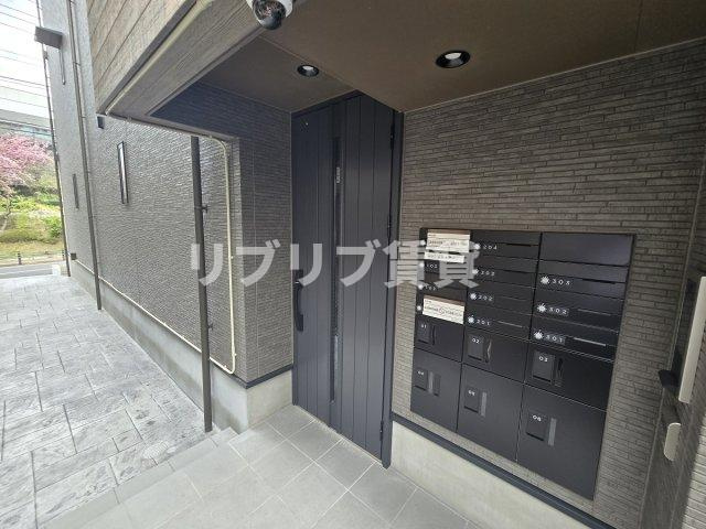 クロモクテラス弁天のエントランス