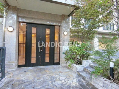 【エントランス】 | ローズモント・フレア別府駅前