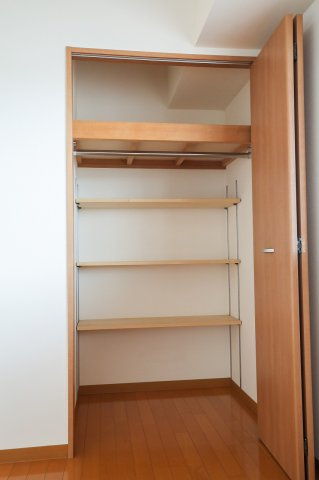 グリーンミユキ小山の収納|5.1帖洋室収納