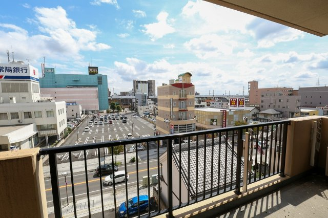 グリーンミユキ小山のバルコニー