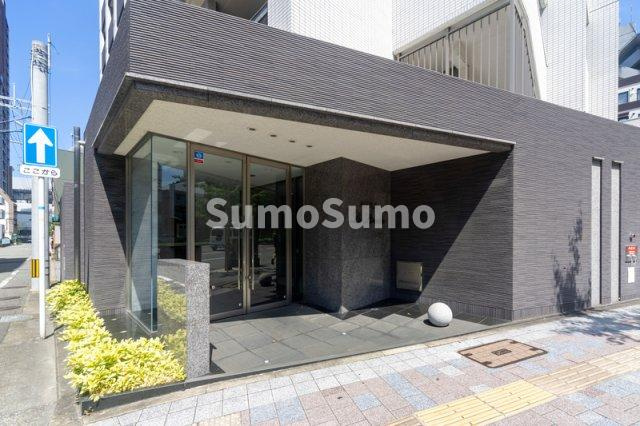 アレクサス　ラ・ストラーダのエントランス