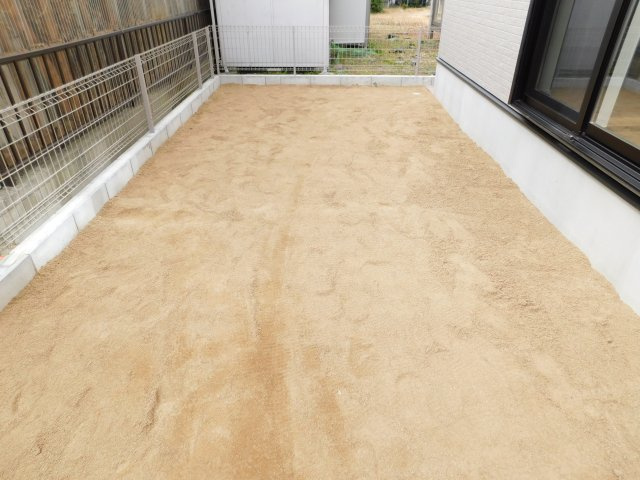 名古屋市港区当知４丁目の新築一戸建の庭|◇庭◇　　南面に広々庭付き♪