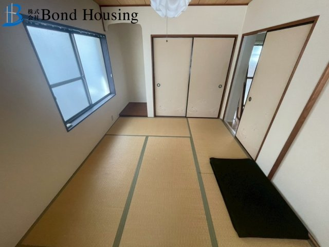 インナーガレージ付　南別府4丁目　中古戸建　築48年の和室