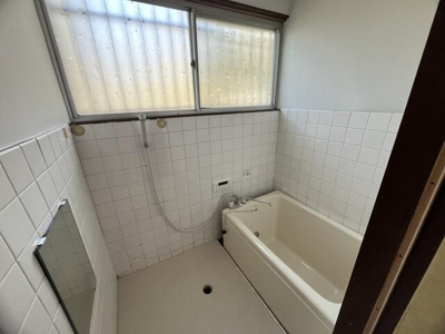 【浴室】 | 下安松貸家 | お風呂です