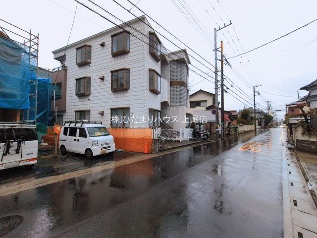 北区別所町2期　新築戸建　ブルーミング01の前面道路含む現地写真