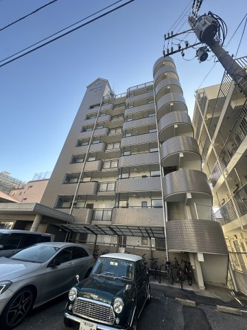 エステートモア博多の外観