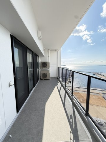 ベイシティタワーズ神戸EASTのバルコニー