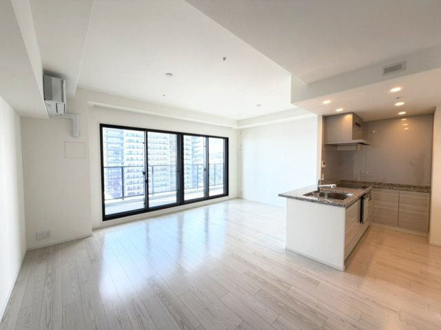 ベイシティタワーズ神戸EASTの居間・リビング