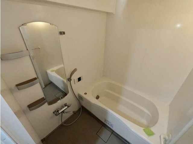 コープ野村志木の浴室