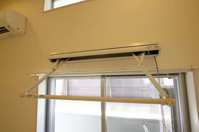 【設備】 | アルフォート初芝 | 室内物干し器具