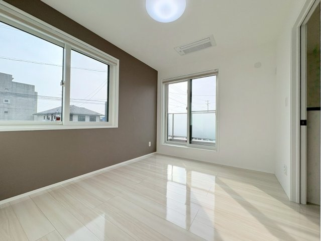 中古戸建　羽島市舟橋町宮北3丁目　令和2年築の洋室