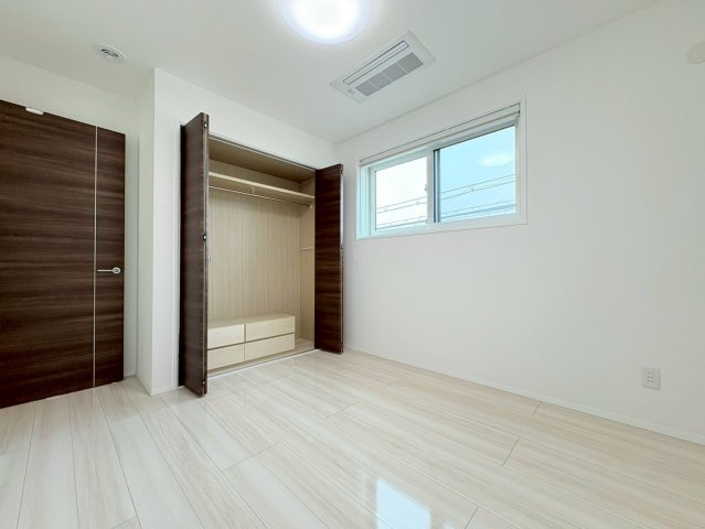 中古戸建　羽島市舟橋町宮北3丁目　令和2年築の洋室