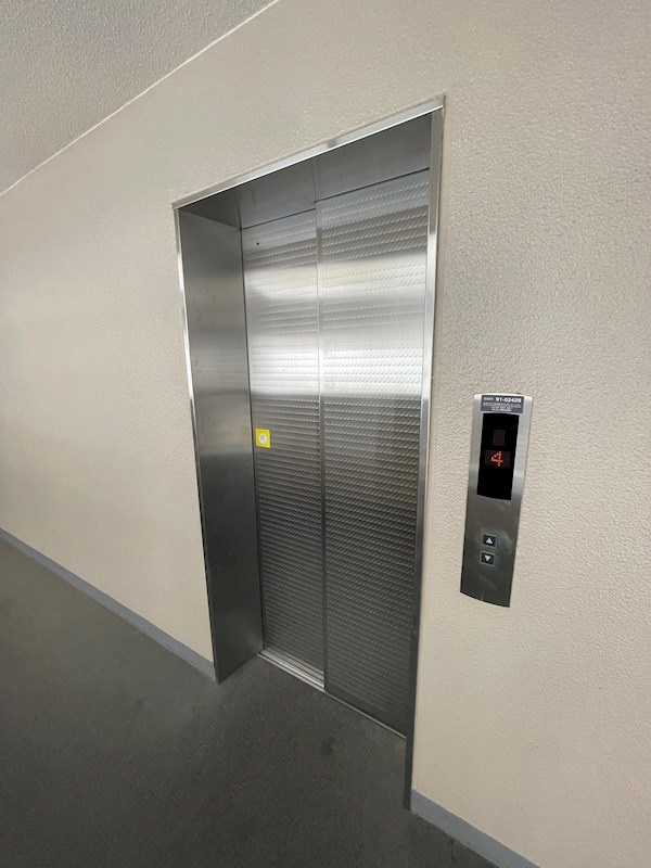 エンクレスト博多駅南の外観