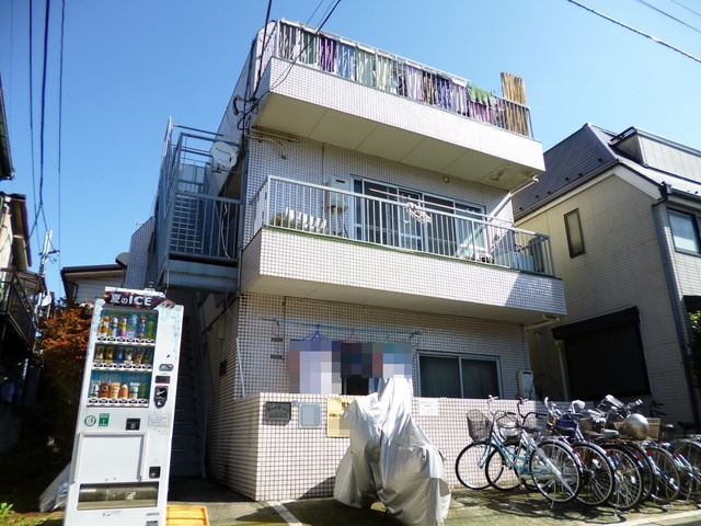 カーサクレールの外観|白いタイル張りの外観が綺麗です！