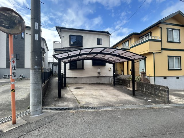 知多市にしの台2丁目の外観|R8.1.30撮影　カーポートあり！