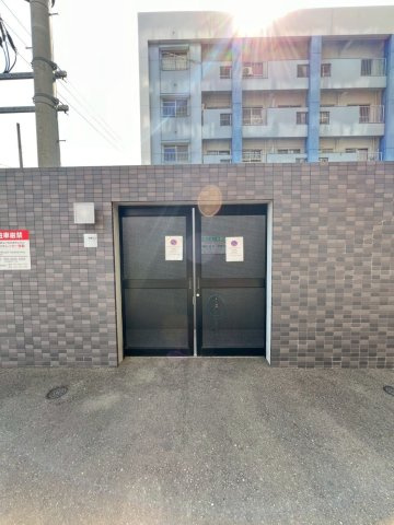 エンクレスト博多駅南SHAREの駐車場