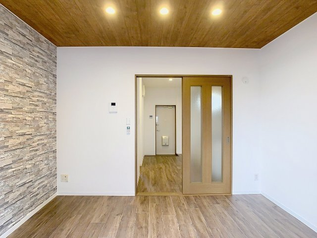 カーム51の洋室