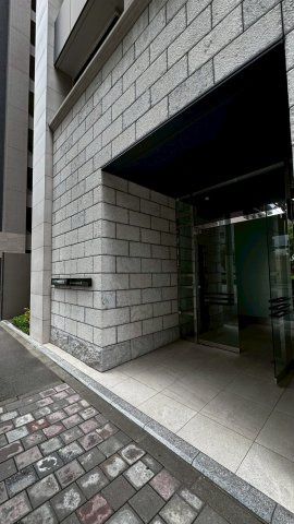 エンクレストベイ天神東Ⅲのエントランス