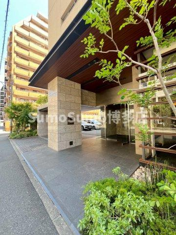 エンクレストGRAN博多駅前のエントランス