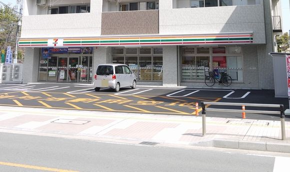 ベルフォーレ西丸之内の周辺|【コンビニエンスストア】セブン－イレブン 津市西丸之内店まで564ｍ