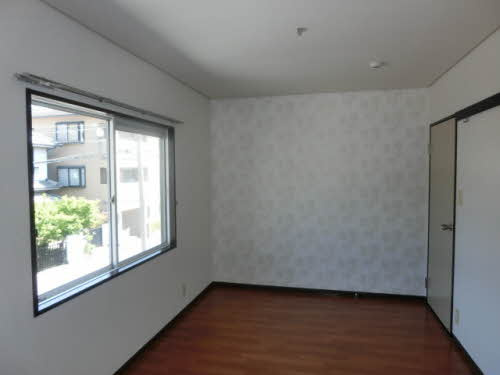 フレグランス阿賀南A棟の洋室