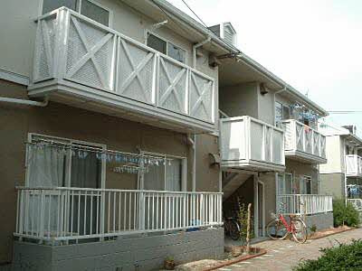 フレグランス阿賀南A棟の外観